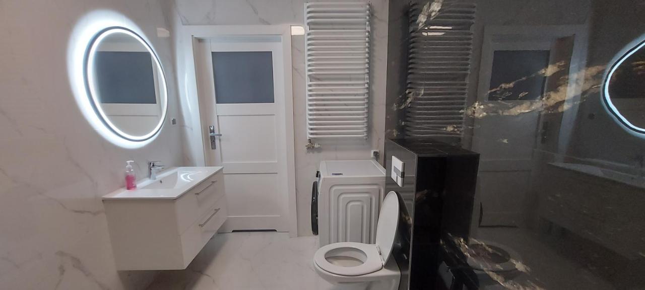 Apartament Barcelona Krasków Eksteriør bilde